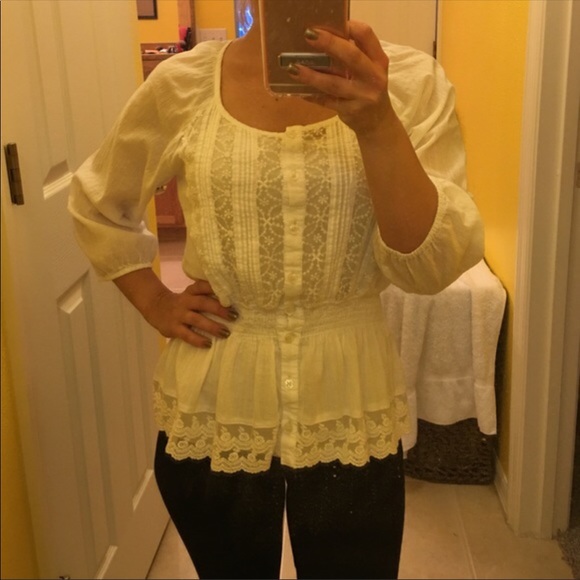 Forever 21 Tops - Peasant blouse 💕